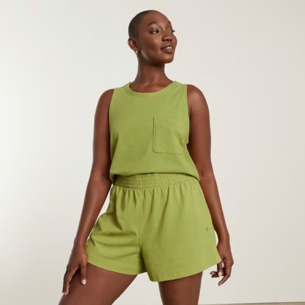 Everlane Premium Weight Cropped Pocket Tank